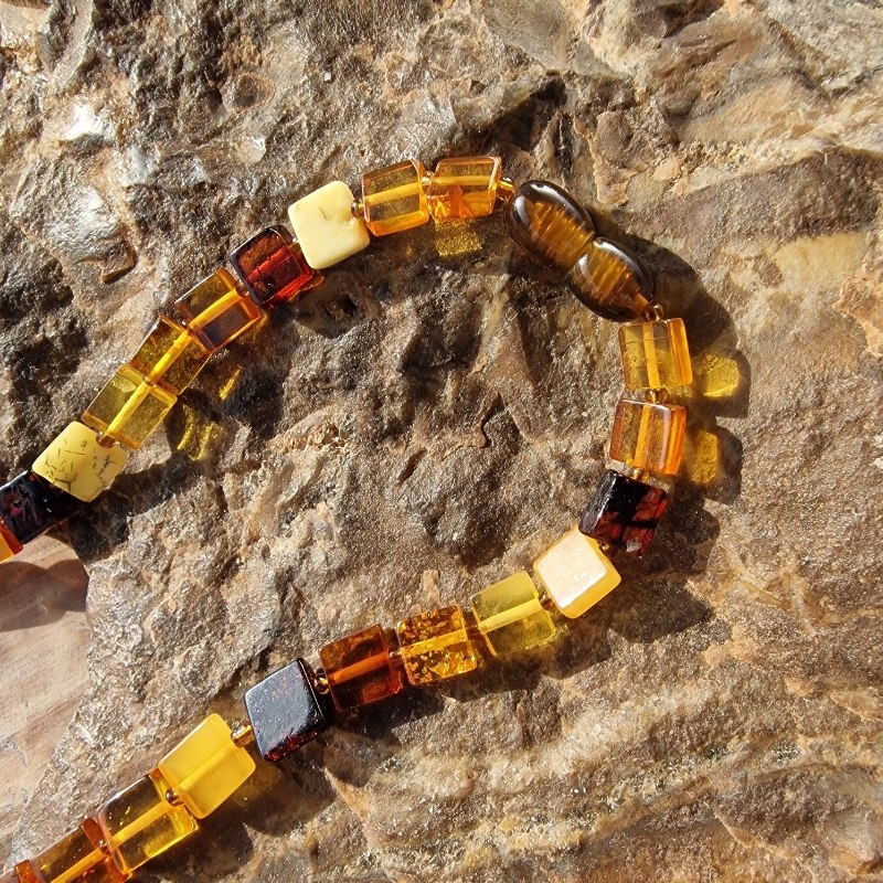 Borostyán nyaklánc - Image 3