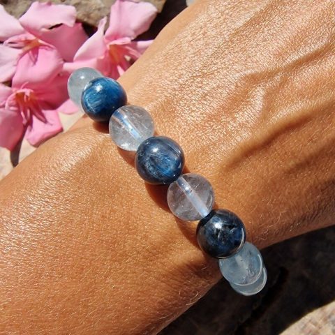 topaz-asvany-karkoto