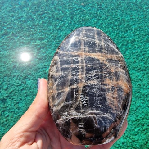 holdko-asvany-freeform