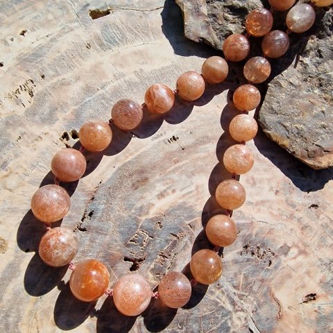 napko-asvany-nyaklanc