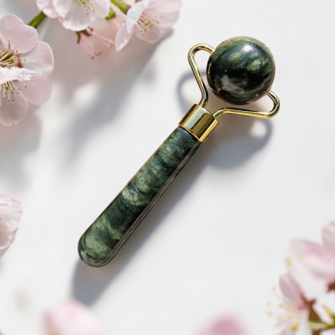 jade-arcmasszirozo-roller